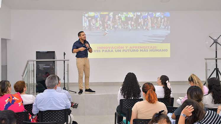 Cristian Verbel, CEO de Catalítico Venture Builder y presidente del diario La Opinión, participó en el foro Horizontes de Innovación./ Foto Cortesía